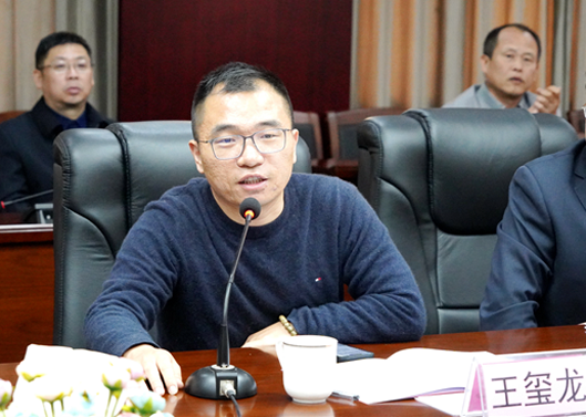 致遠(yuǎn)科技為蘆溪中學(xué)校慶捐贈(zèng)100萬，支持母校發(fā)展